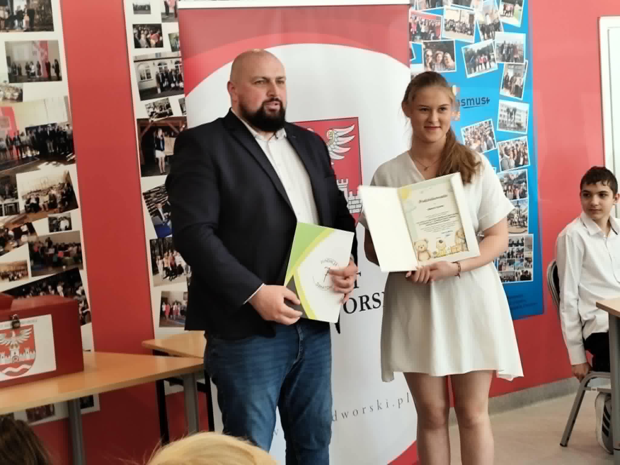 Odbiór darów 106